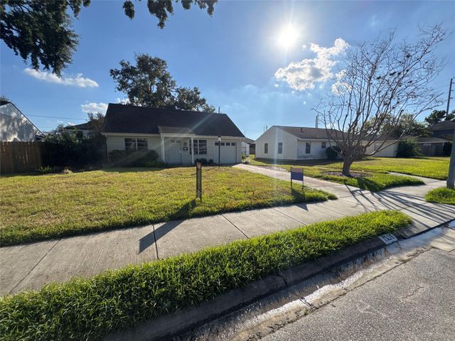 1335 Gardenia Drive, Houston, TX 77018