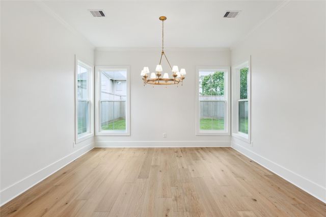 1335 Gardenia Drive, Houston, TX 77018