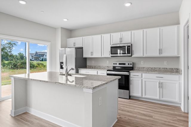 226 East Millbrook Drive, Spring Hill, TN 37174