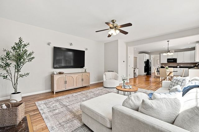37 Aspen Avenue, Grafton, MA 01560