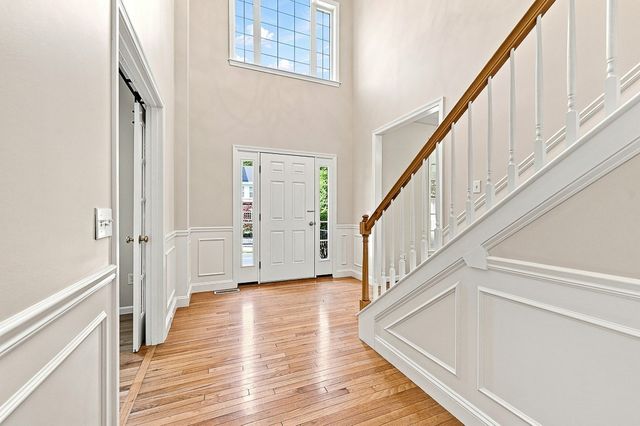 37 Aspen Avenue, Grafton, MA 01560