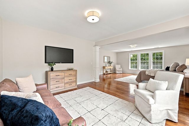 37 Aspen Avenue, Grafton, MA 01560