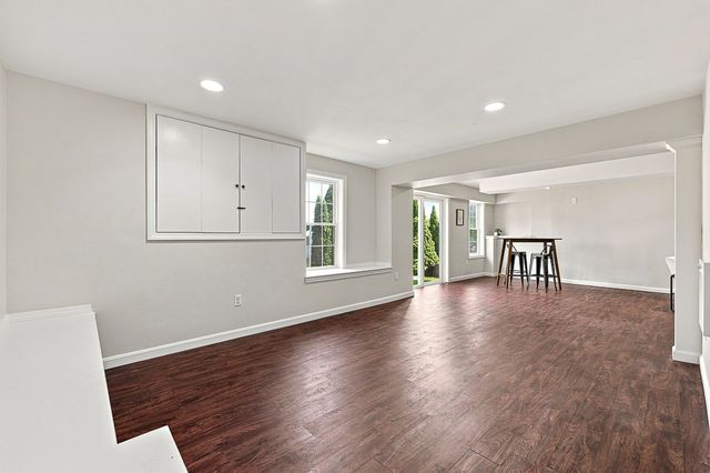 37 Aspen Avenue, Grafton, MA 01560