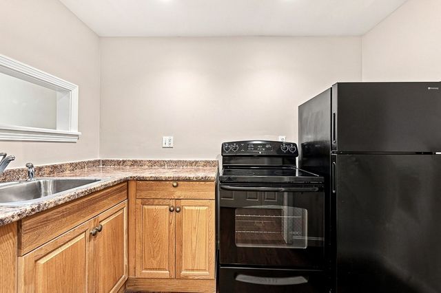 37 Aspen Avenue, Grafton, MA 01560