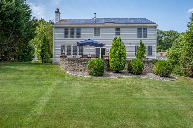 37 Aspen Avenue, Grafton, MA 01560