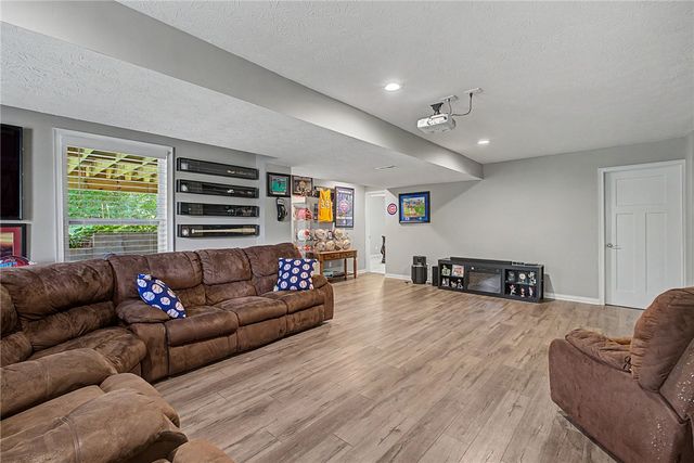 7728 Devonwood Court, Huber Heights, OH 45424