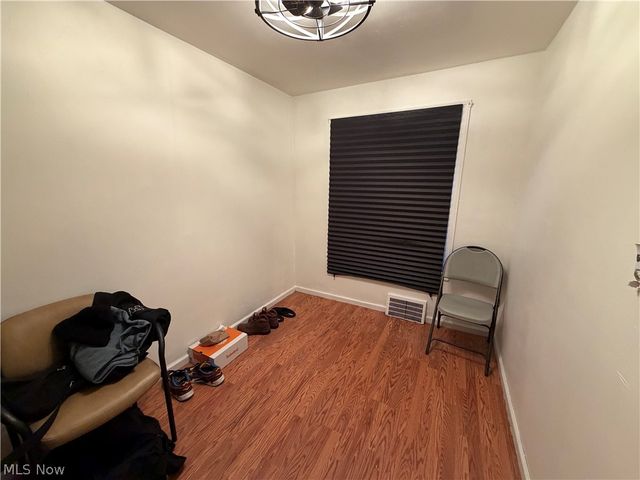 1437 E 252nd Street, Euclid, OH 44117