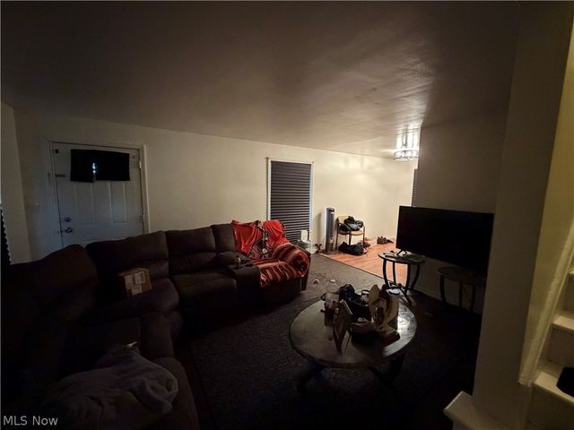 1437 E 252nd Street, Euclid, OH 44117