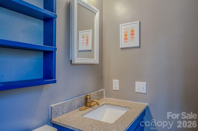 195 Long John Drive, Hendersonville, NC 28791