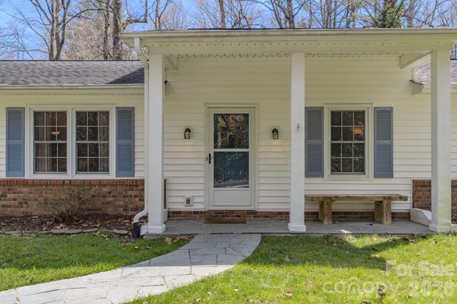 195 Long John Drive, Hendersonville, NC 28791