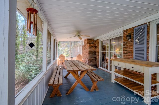 195 Long John Drive, Hendersonville, NC 28791