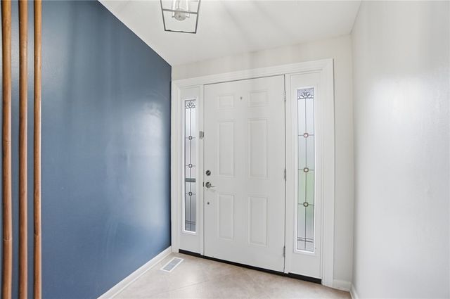 1007 Hyde Park Drive, Centerville, OH 45429