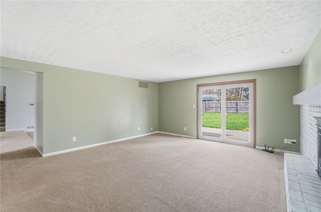 1007 Hyde Park Drive, Centerville, OH 45429