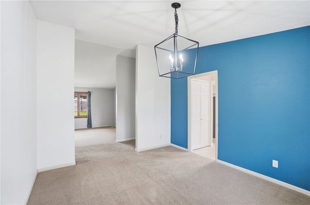 1007 Hyde Park Drive, Centerville, OH 45429