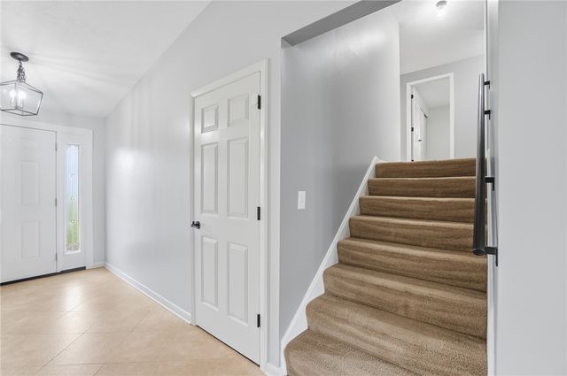 1007 Hyde Park Drive, Centerville, OH 45429