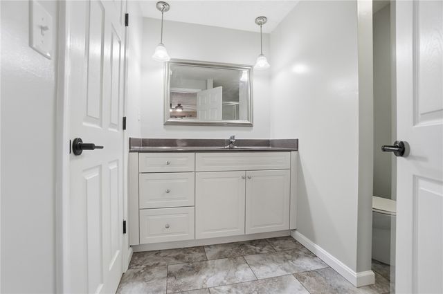 1007 Hyde Park Drive, Centerville, OH 45429