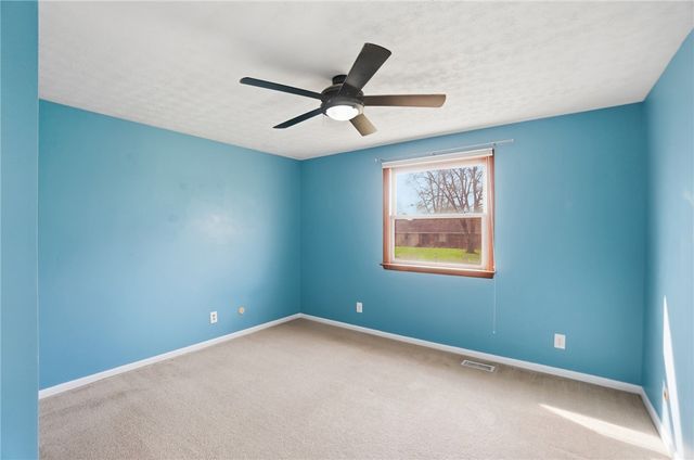 1007 Hyde Park Drive, Centerville, OH 45429