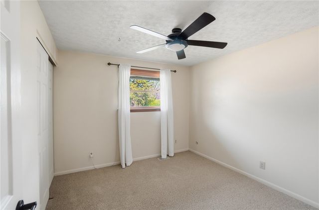 1007 Hyde Park Drive, Centerville, OH 45429