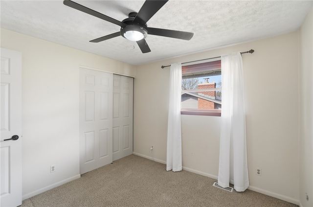 1007 Hyde Park Drive, Centerville, OH 45429