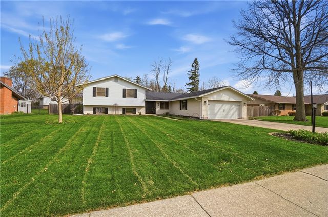 1007 Hyde Park Drive, Centerville, OH 45429