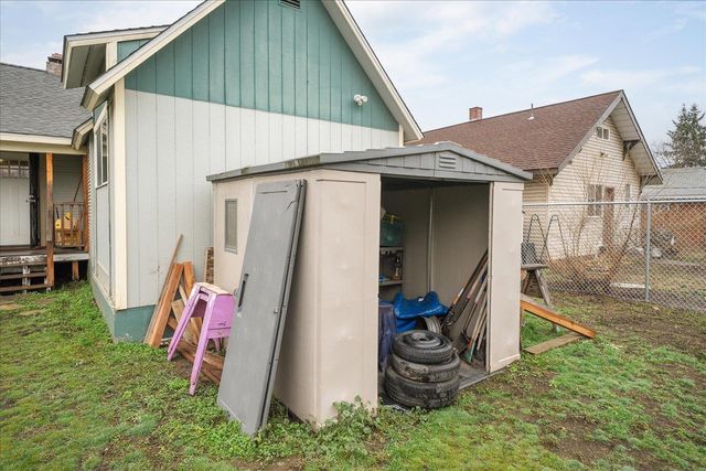 4911 N Napa St, Spokane, WA 99207