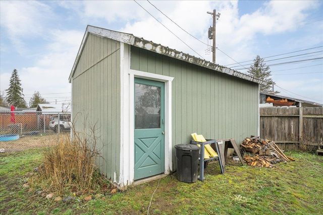 4911 N Napa St, Spokane, WA 99207