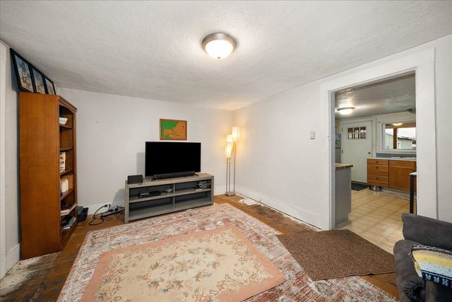 4911 N Napa St, Spokane, WA 99207