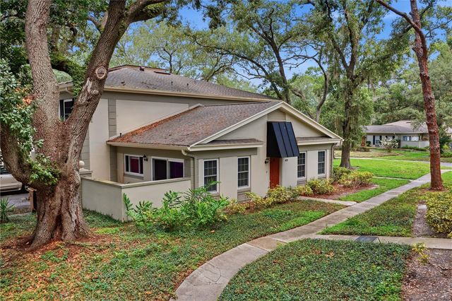 6214 DEWDROP WAY, Temple Terrace, FL 33617