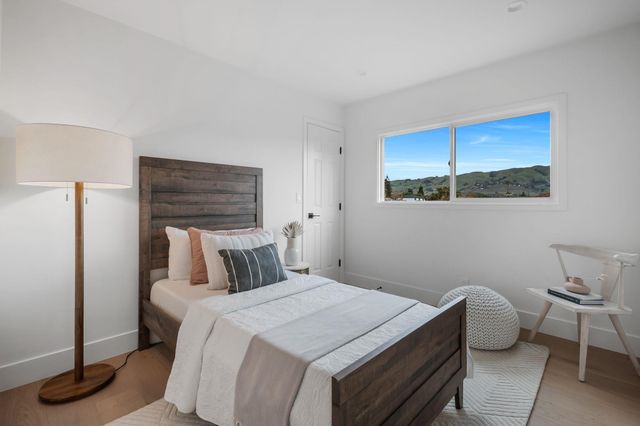 2814 Glen Heather Dr, San Jose, CA 95133