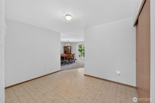 21619 185th Street E, Orting, WA 98360