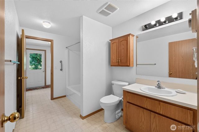 21619 185th Street E, Orting, WA 98360