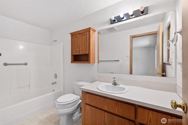 21619 185th Street E, Orting, WA 98360