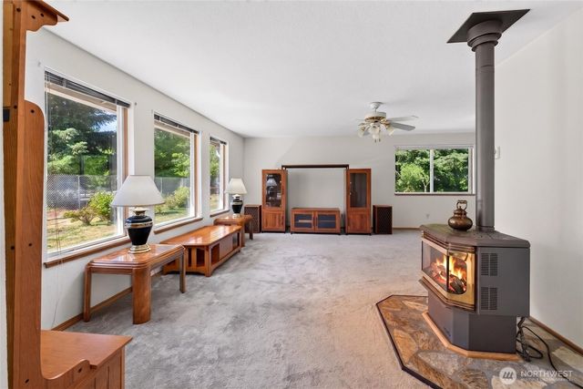 21619 185th Street E, Orting, WA 98360