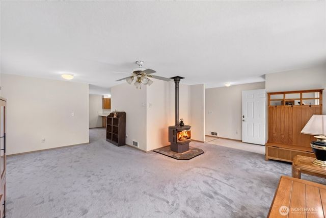 21619 185th Street E, Orting, WA 98360