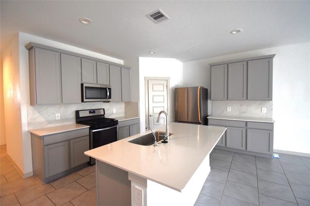 29407 Pikes Peak Drive, Katy, TX 77494