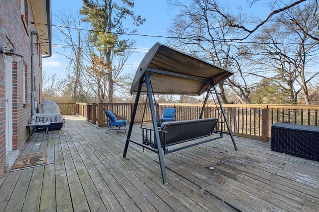 100 Dellrose Dr, Nashville, TN 37214