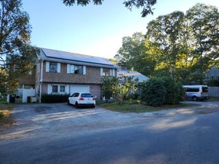 15 Sterling Road, Hyannis, MA 02601