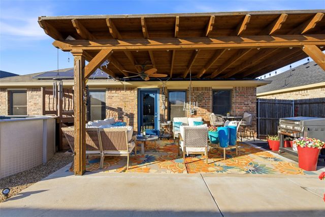 1036 Decker Drive, Fate, TX 75189