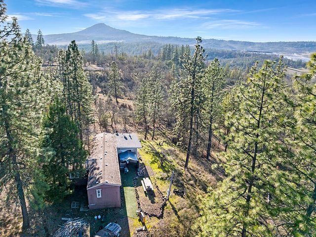 6443 Monta Vista Court, Eagle Point, OR 97524