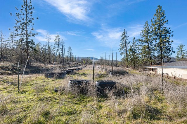 6443 Monta Vista Court, Eagle Point, OR 97524