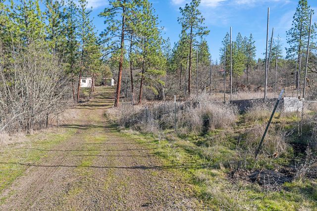 6443 Monta Vista Court, Eagle Point, OR 97524