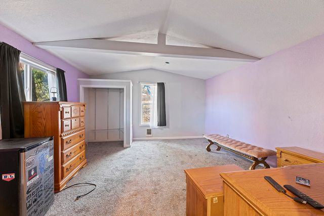 6443 Monta Vista Court, Eagle Point, OR 97524