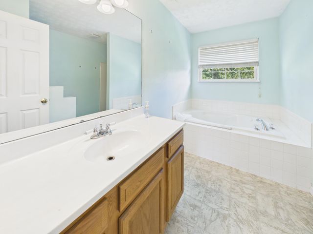 603 Kecia Drive, Hurricane, WV 25526