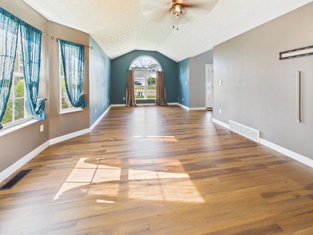 603 Kecia Drive, Hurricane, WV 25526