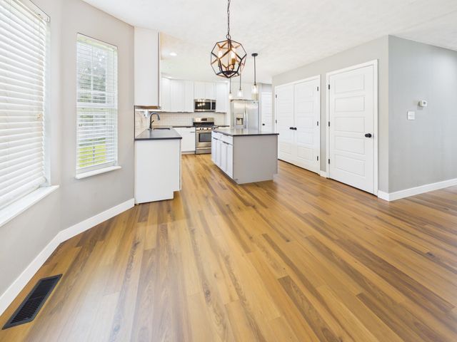603 Kecia Drive, Hurricane, WV 25526