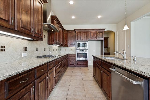 204 Whitewing Lane, Murphy, TX 75094