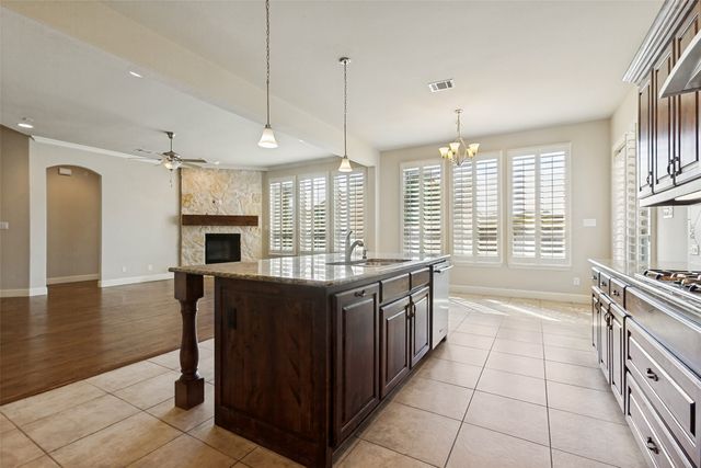 204 Whitewing Lane, Murphy, TX 75094