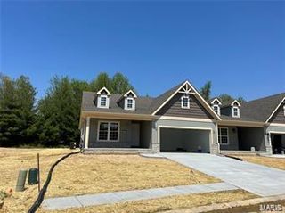 4803 AZALEA Place 1, Godfrey, IL 62035