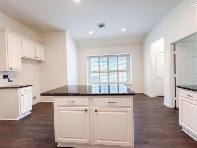 20402 Willow Trace Drive, Cypress, TX 77433