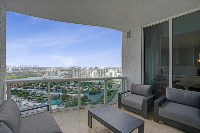 15901 Collins Ave 3006, Sunny Isles Beach, FL 33160
